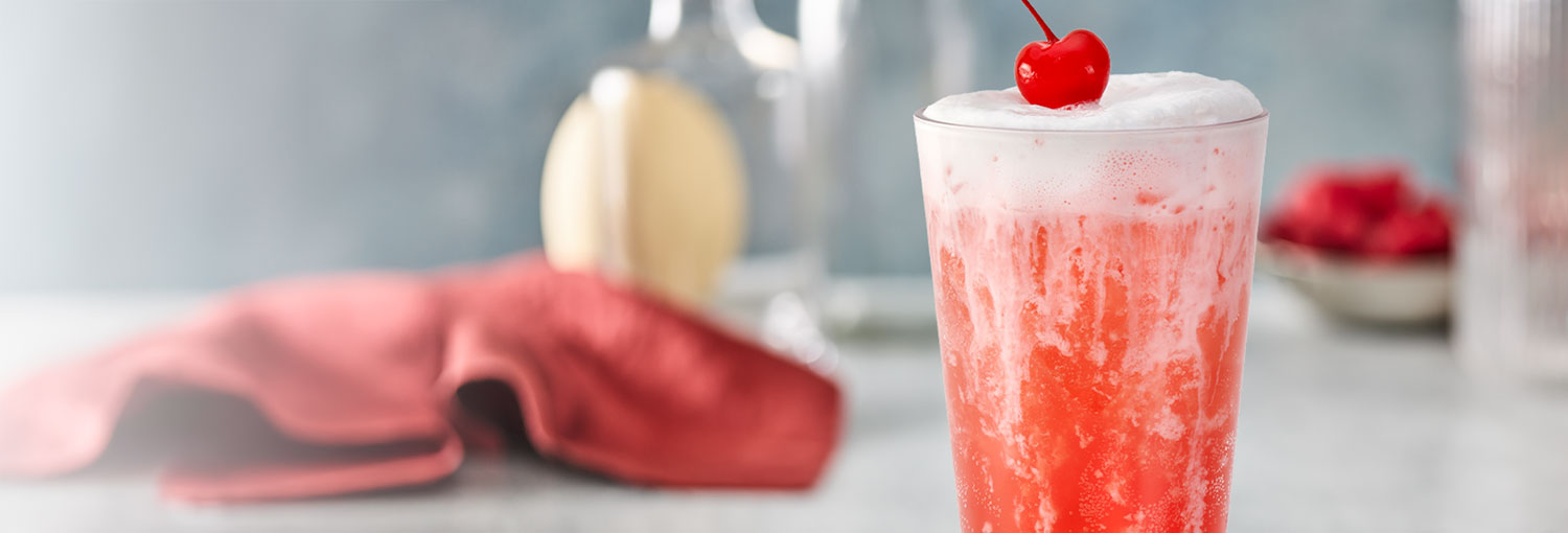 Wild Rasberry Fizzy Soda with cold foam